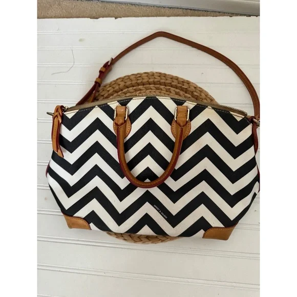 Dooney & Bourke Chevron Leather Satchel Bag Black and White Geometric - Picture 9 of 9
